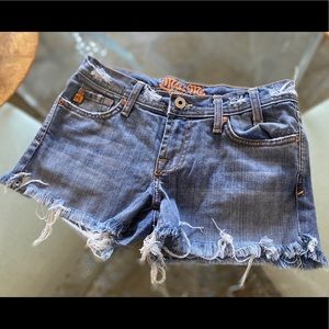 ✨Vintage Miss Me Daisy Dukes Jean Shorts✨